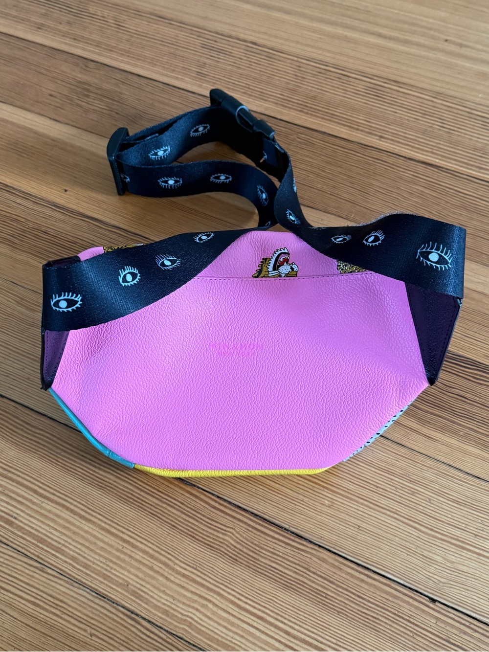 Min & Mon Harold Fanny Pack Bubblegum Pink Leather - Blazing Tiger Print - Picture 4 of 12
